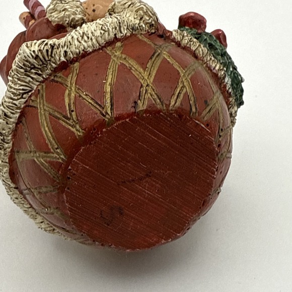 Vintage Noble Arts Santa Claus Figurine 4.5" Tall #117 with toys and wreath box - Picture 8 of 9